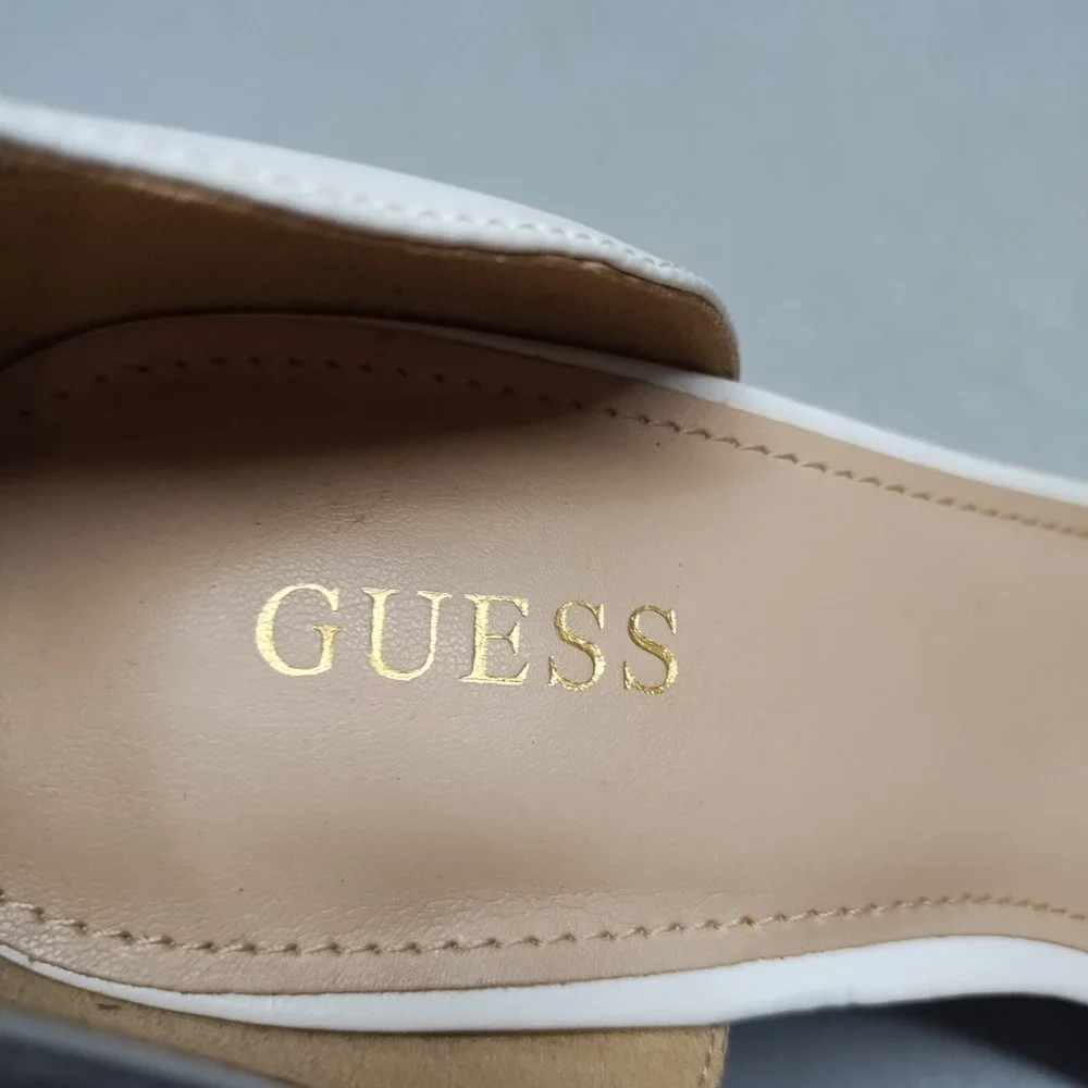 GUESS Gwyael 2 Kitten‎ Heels Womens Size 7.5M White Leather Ankle Strap Open Toe